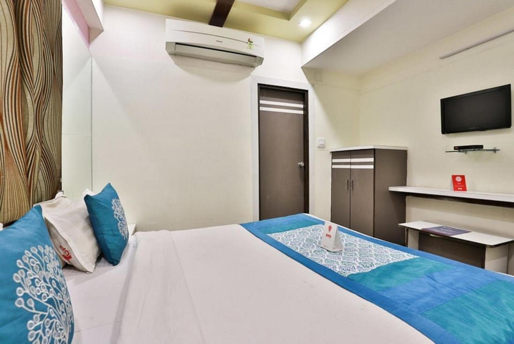 Hotel The Grand Pritam Gandhinagar Exterior photo